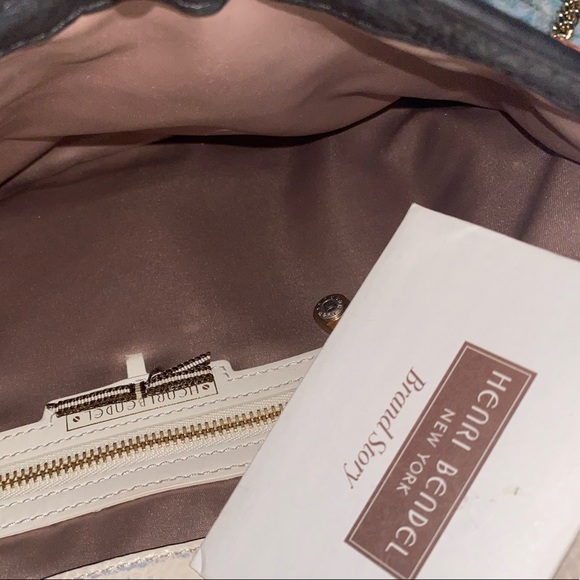 Crossbody bag - Picture 2 of 3